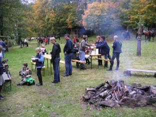 Rast am Lagerfeuer in Unterklingensporn