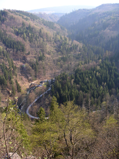 Blick vom Hirschsprung zum Kraftwerk Höllental